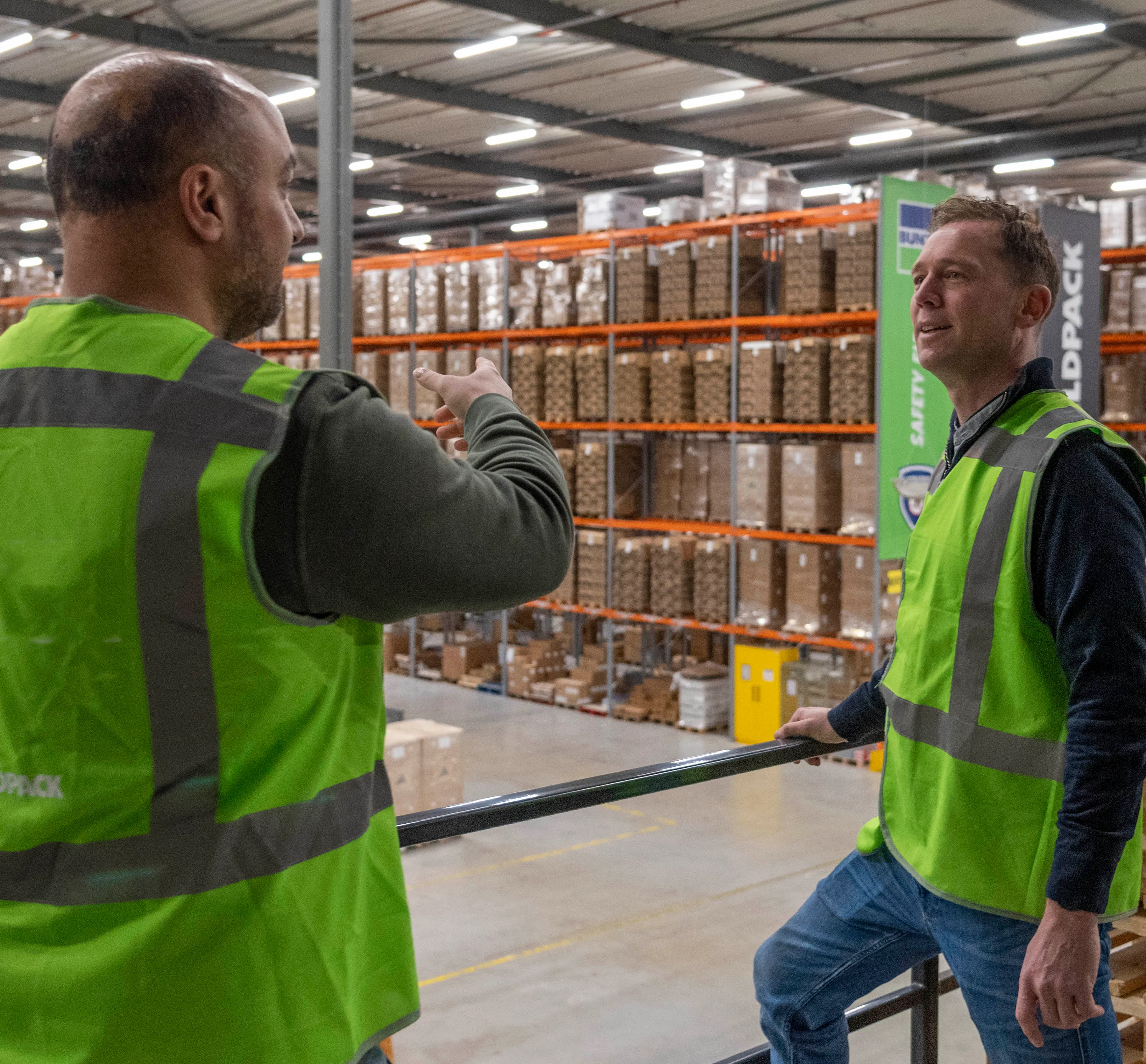 120_Teun en Ibo in warehouse_KL_LR-11_bewerkt3
